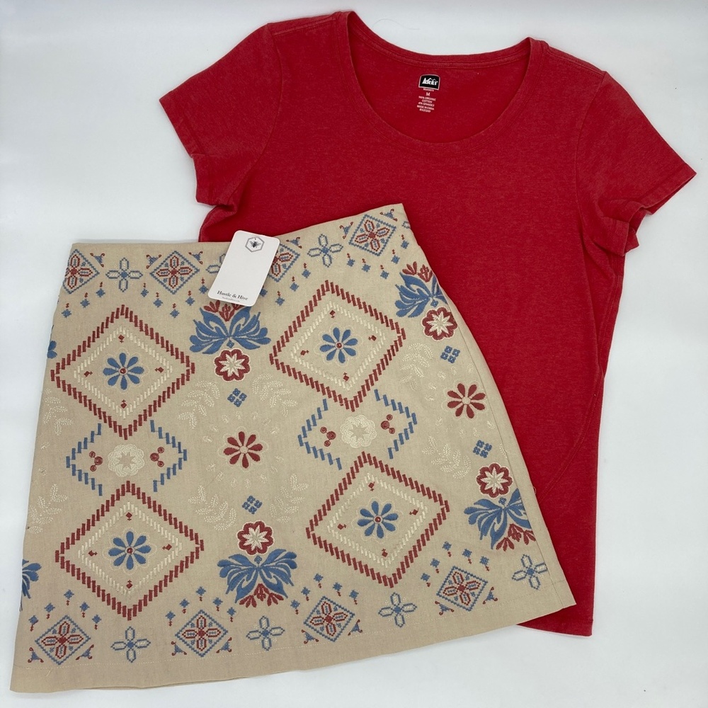 Bundle: NWT Hustle & Hive Pull-On Skirt and Preowned REI Tee